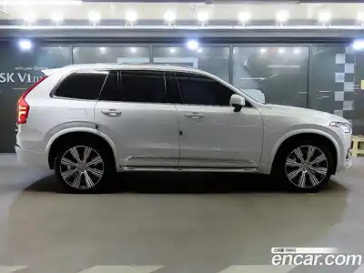 Volvo XC90 2023 2.0 Автомат в Москве № 293928, миниатюра 3