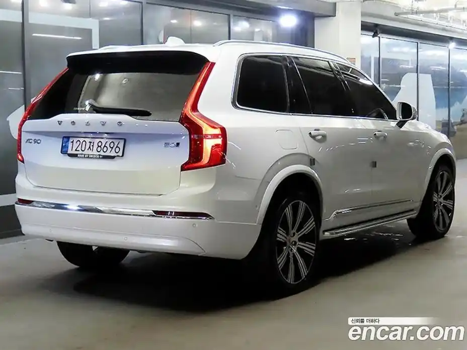 Volvo XC90 2023 2.0 Автомат в Москве № 293928, фото 4