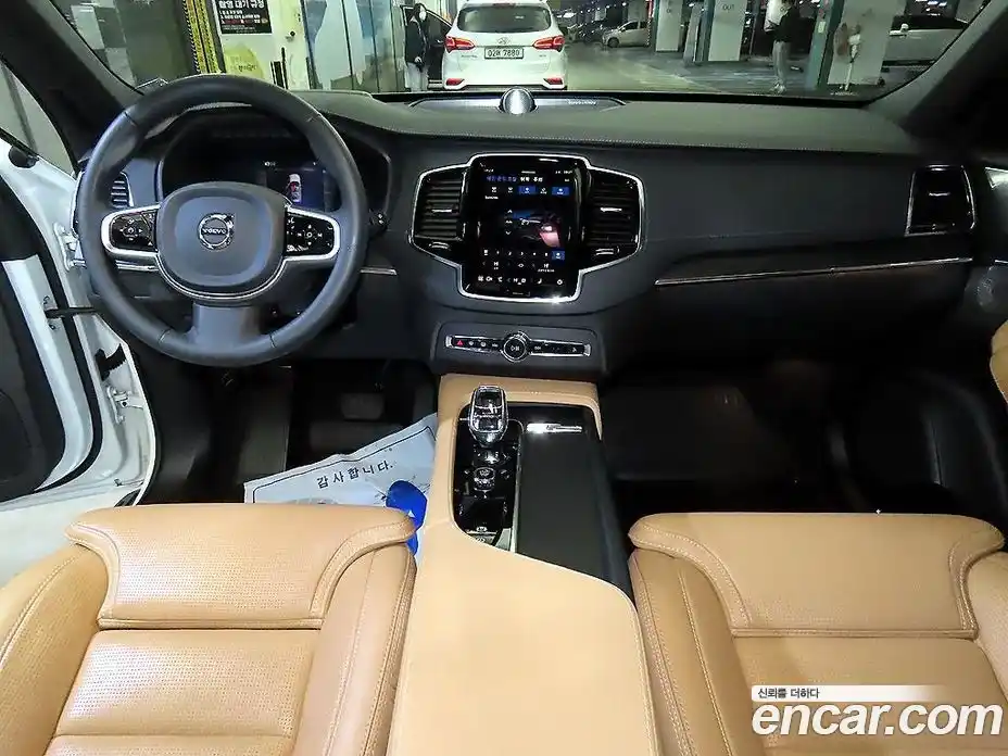 Volvo XC90 2023 2.0 Автомат в Москве № 293928, фото 10