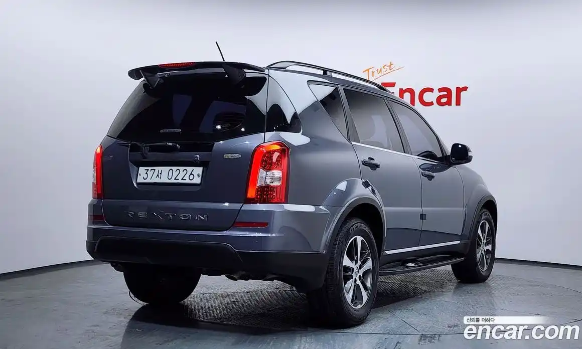 SsangYong Rexton 2017 2.2 Автомат в Москве № 29404, фото 7