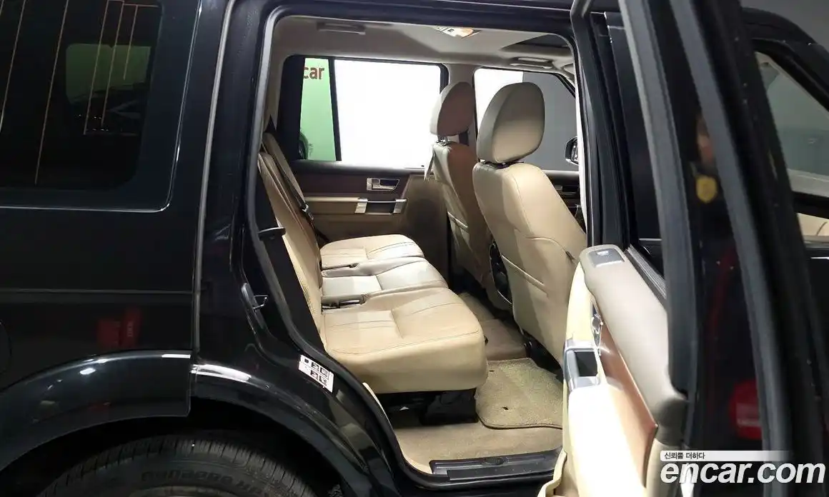 Land Rover Discovery 2016 3.0 Автомат в Москве № 298875, фото 12