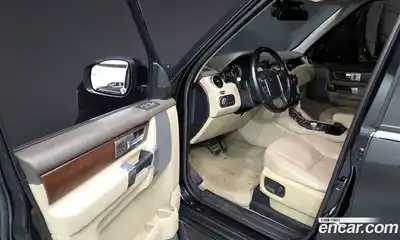 Land Rover Discovery 2016 3.0 Автомат в Москве № 298875, миниатюра 10