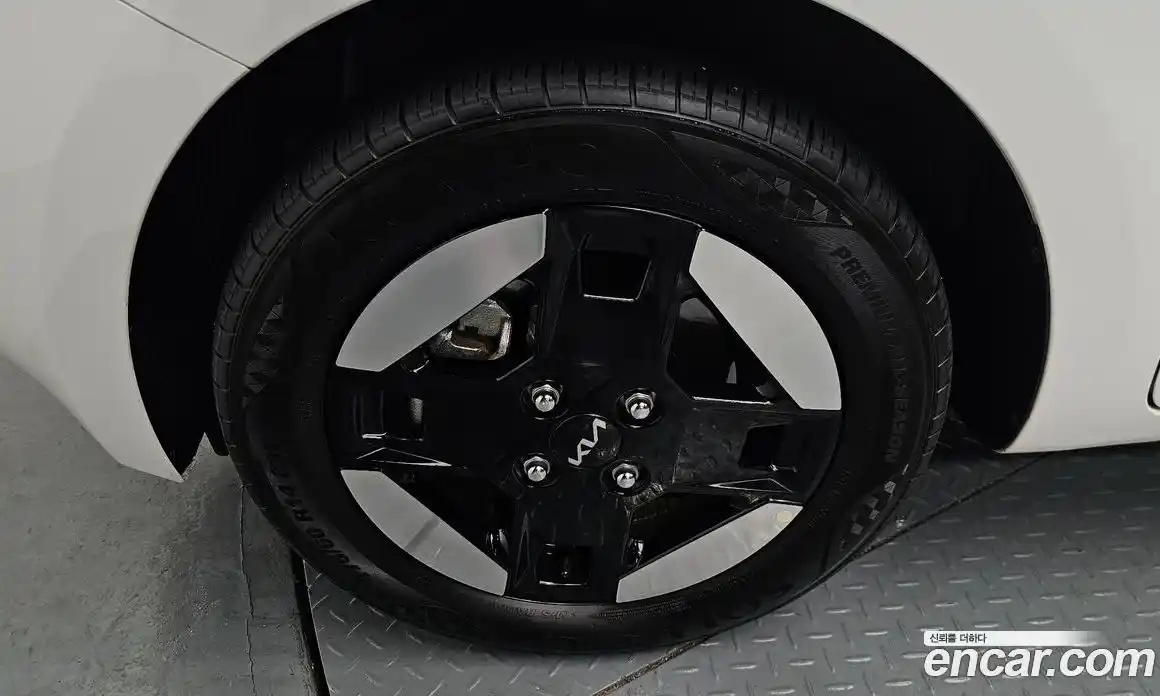 Kia Ray 2024 0.1 Автомат в Москве № 307957, фото 5