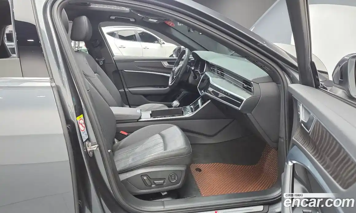 Audi A6 2020 2.0 Автомат в Москве № 312149, фото 17