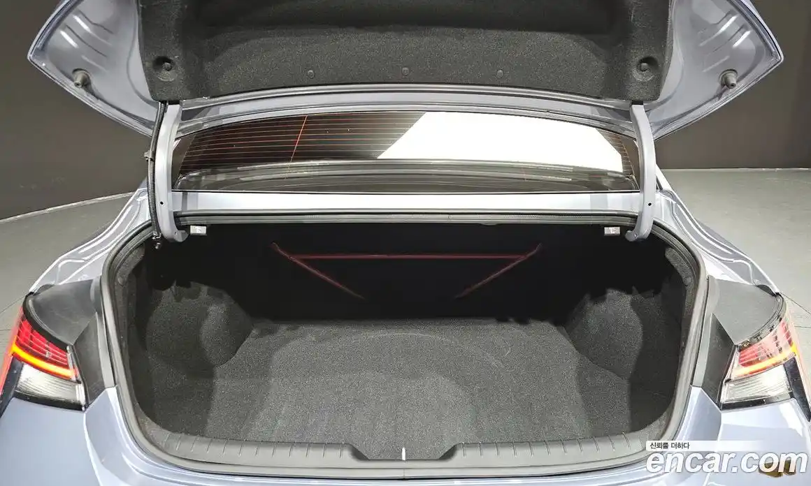 Hyundai Avante 2024 2.0 Автомат в Москве № 320027, фото 3