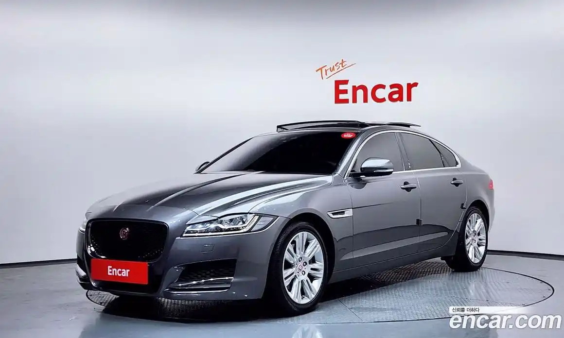 Jaguar XF 2017 2.0 Автомат в Москве № 331522, фото 13