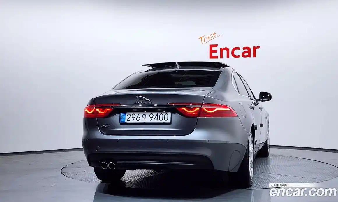 Jaguar XF 2017 2.0 Автомат в Москве № 331522, фото 18