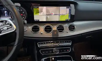 Mercedes-Benz E-Class 2019 2.0 Автомат в Москве № 343041, миниатюра 11
