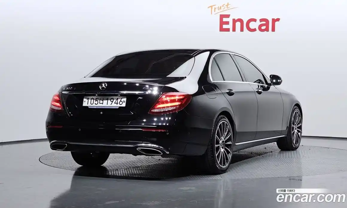 Mercedes-Benz E-Class 2019 2.0 Автомат в Москве № 343041, фото 15