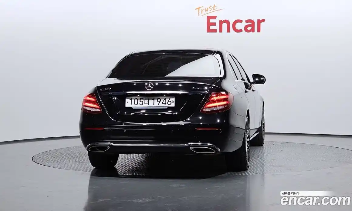 Mercedes-Benz E-Class 2019 2.0 Автомат в Москве № 343041, фото 16