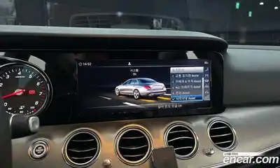 Mercedes-Benz E-Class 2019 2.0 Автомат в Москве № 343041, миниатюра 2