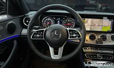 Mercedes-Benz E-Class 2019 2.0 Автомат в Москве № 343041, миниатюра 4