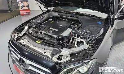 Mercedes-Benz E-Class 2019 2.0 Автомат в Москве № 343041, миниатюра 8
