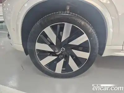 Volvo XC90 2024 2.0 Автомат в Москве № 344342, миниатюра 6