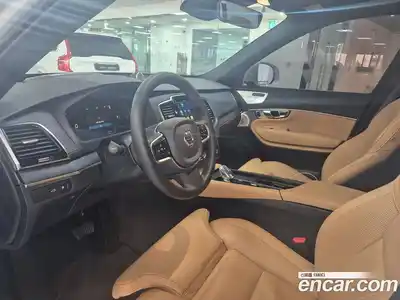 Volvo XC90 2024 2.0 Автомат в Москве № 344342, миниатюра 9
