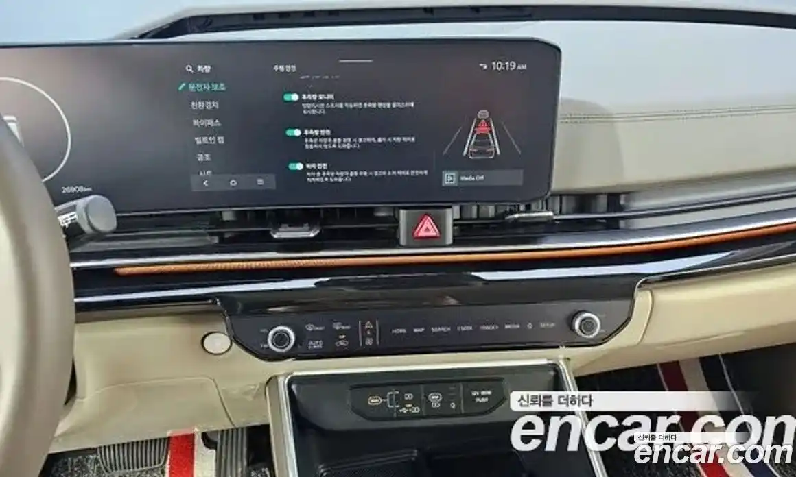 Kia Canival 2024 1.6 Автомат в Москве № 360862, фото 15