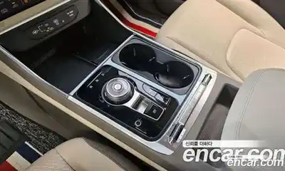 Kia Canival 2024 1.6 Автомат в Москве № 360862, миниатюра 9