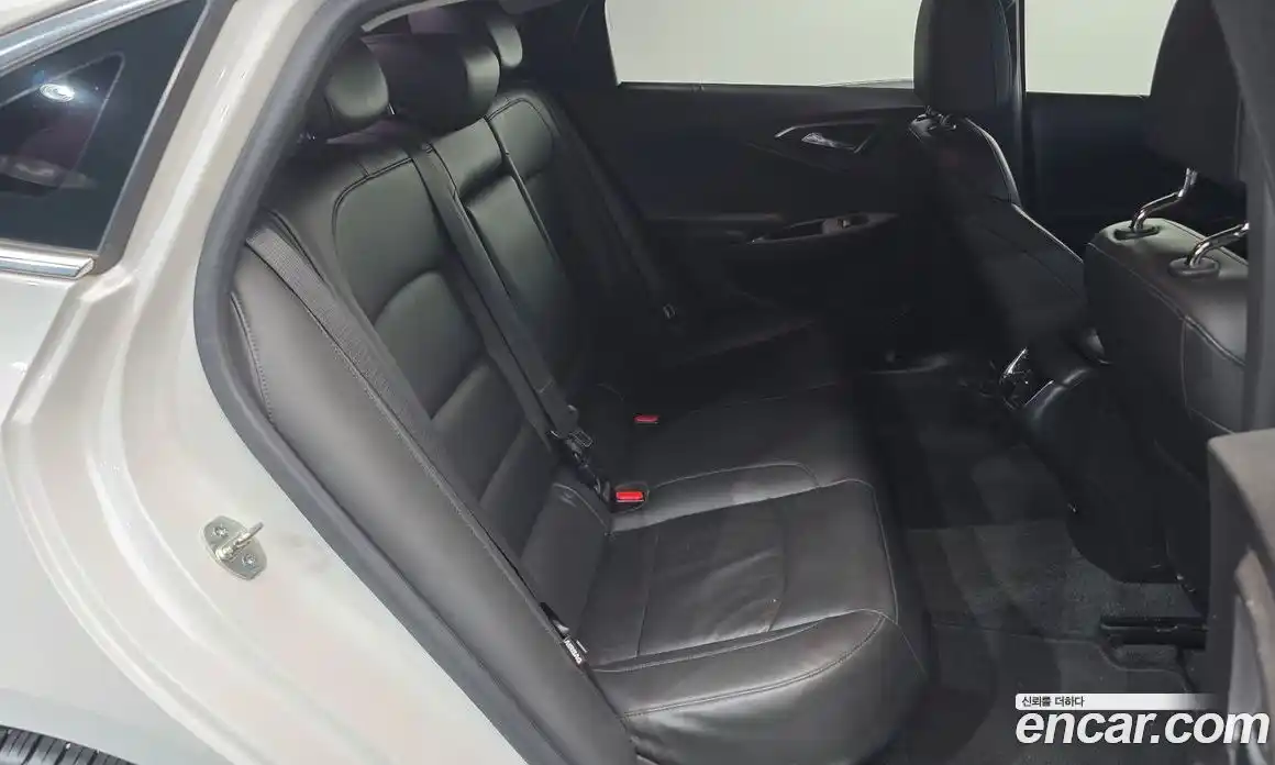 Chevrolet Malibu 2017 2.0 Автомат в Москве № 36812, фото 20