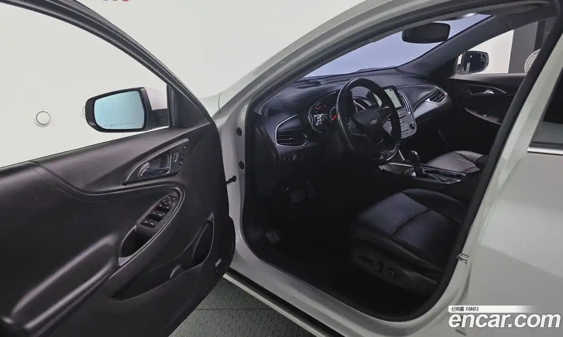 Chevrolet Malibu 2017 2.0 Автомат в Москве № 36812, фото 10