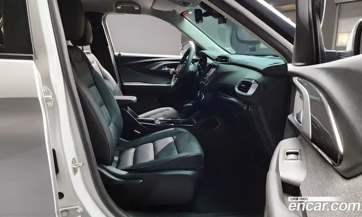 Chevrolet TrailBlazer 2022 1.3 Автомат в Москве № 36987, фото 10