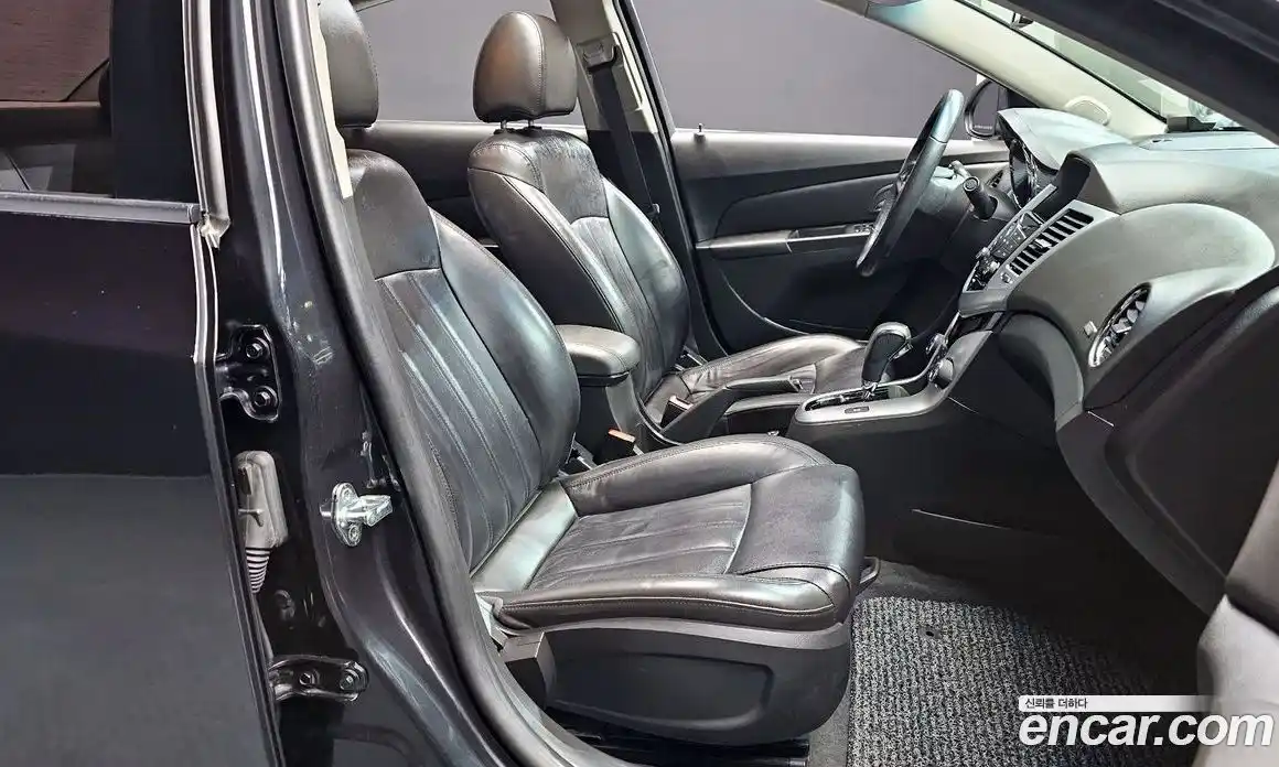 Chevrolet Cruze 2012 1.8 Автомат в Москве № 37653, фото 15