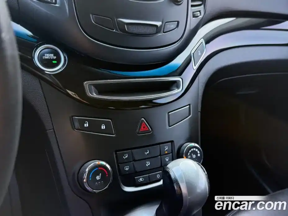 Chevrolet Orlando 2015 2.0 Автомат в Москве № 38384, фото 14