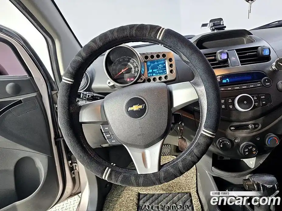 Chevrolet Spark 2012 1.0 Автомат в Москве № 38589, фото 12