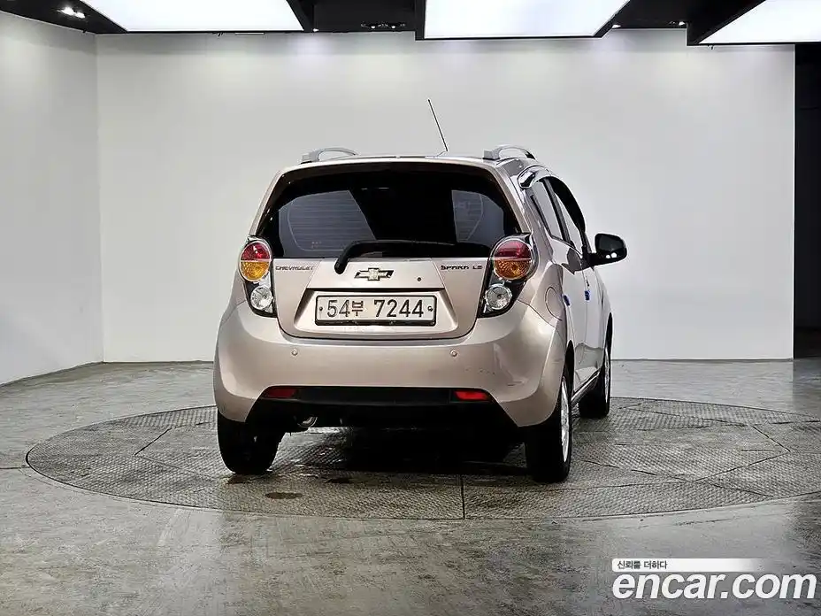 Chevrolet Spark 2012 1.0 Автомат в Москве № 38589, фото 3