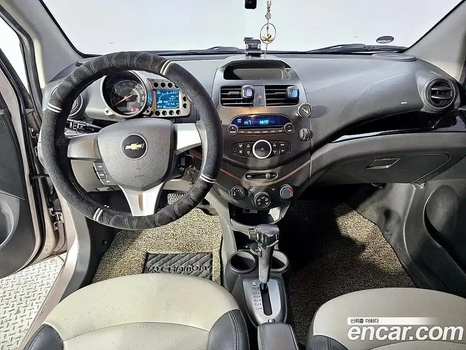 Chevrolet Spark 2012 1.0 Автомат в Москве № 38589, фото 5