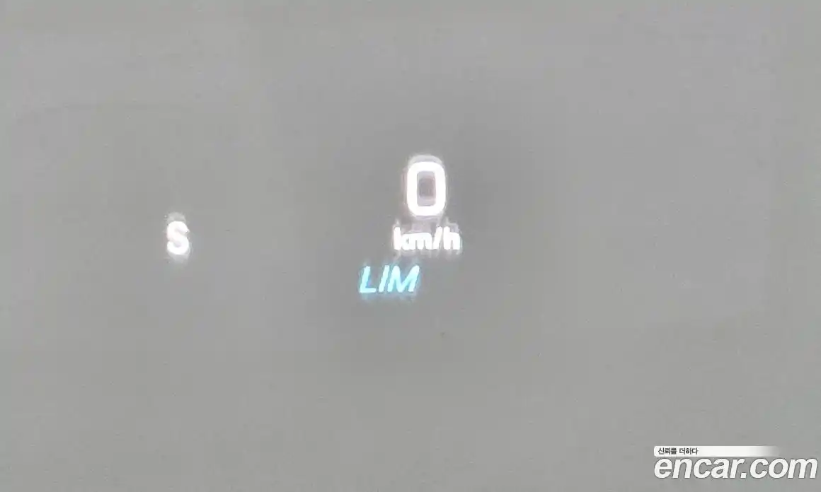 Mercedes-Benz E-Class 2020 1.9 Автомат в Москве № 390789, фото 18