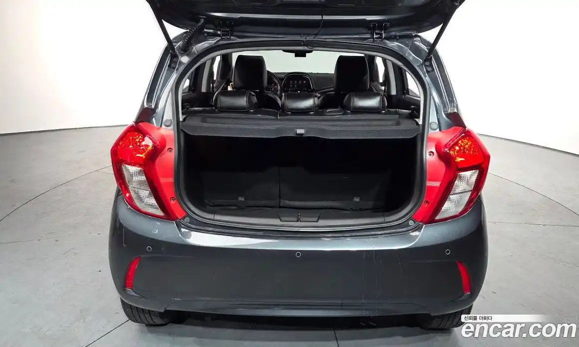 Chevrolet Spark 2019 1.0 Автомат в Москве № 39082, фото 11