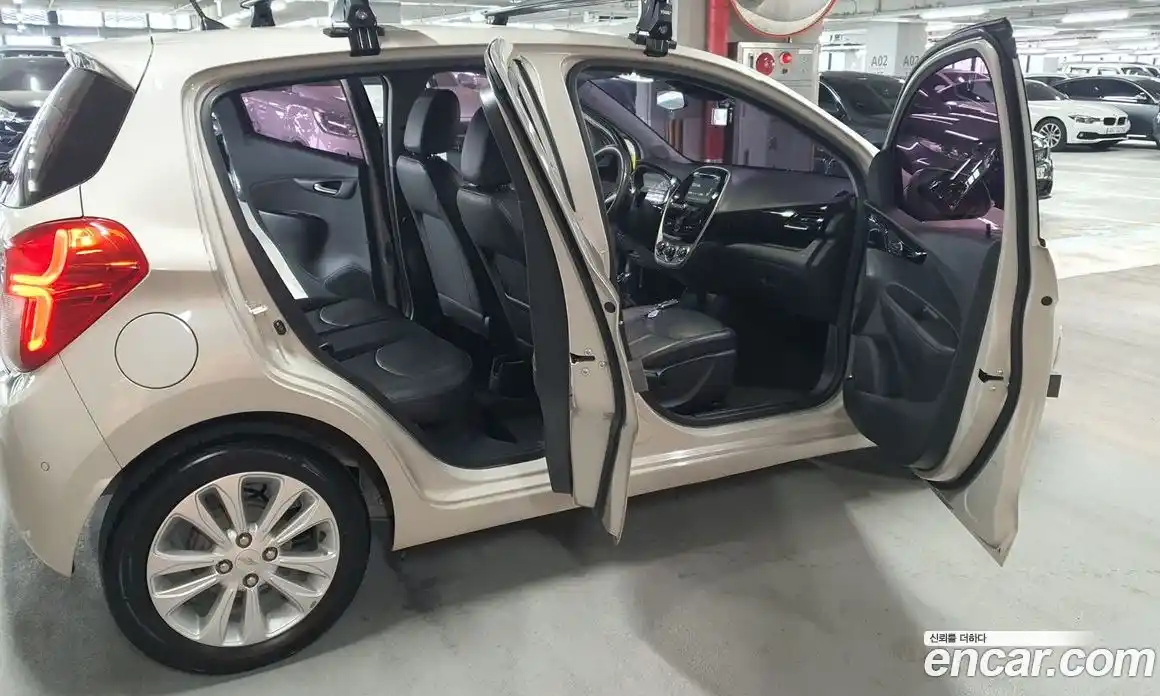 Chevrolet Spark 2016 1.0 Механическая в Москве № 397314, фото 20