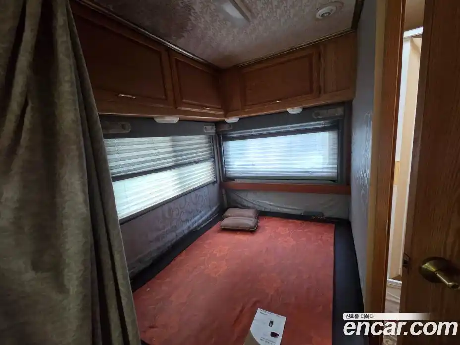 Chevrolet Express Van 2001 5.3 Автомат в Москве № 404417, фото 18