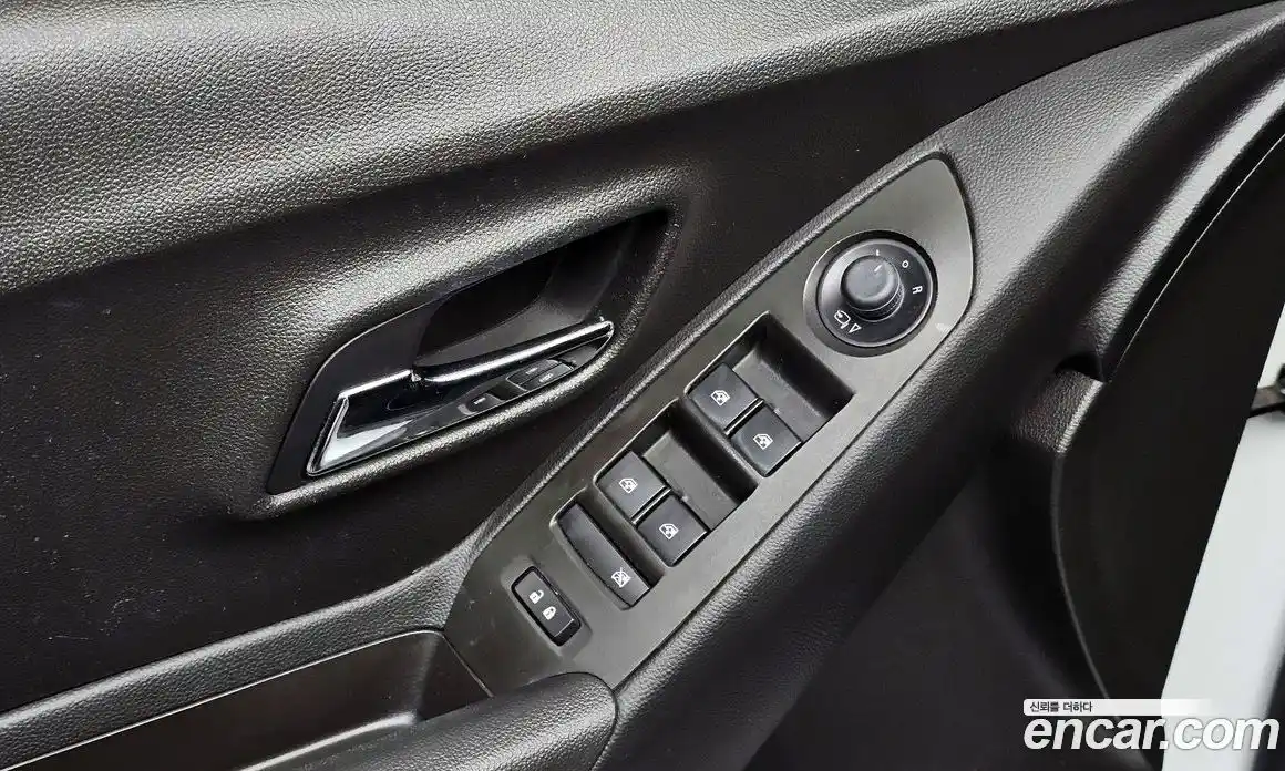 Chevrolet Trax 2017 1.4 Автомат в Москве № 40469, фото 16