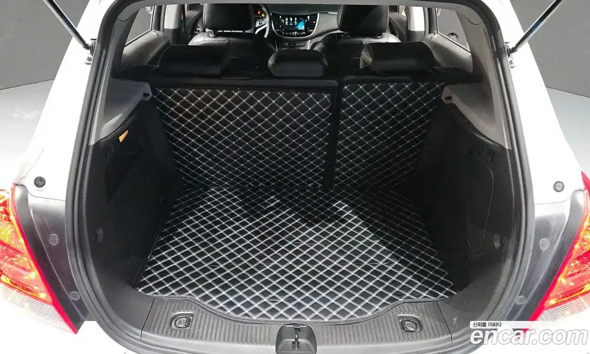 Chevrolet Trax 2017 1.4 Автомат в Москве № 40469, фото 4