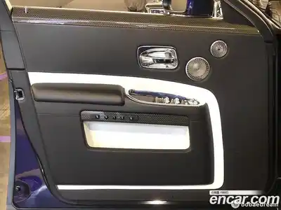 Rolls-Royce Ghost 2018 6.6 Автомат в Москве № 407376, миниатюра 10