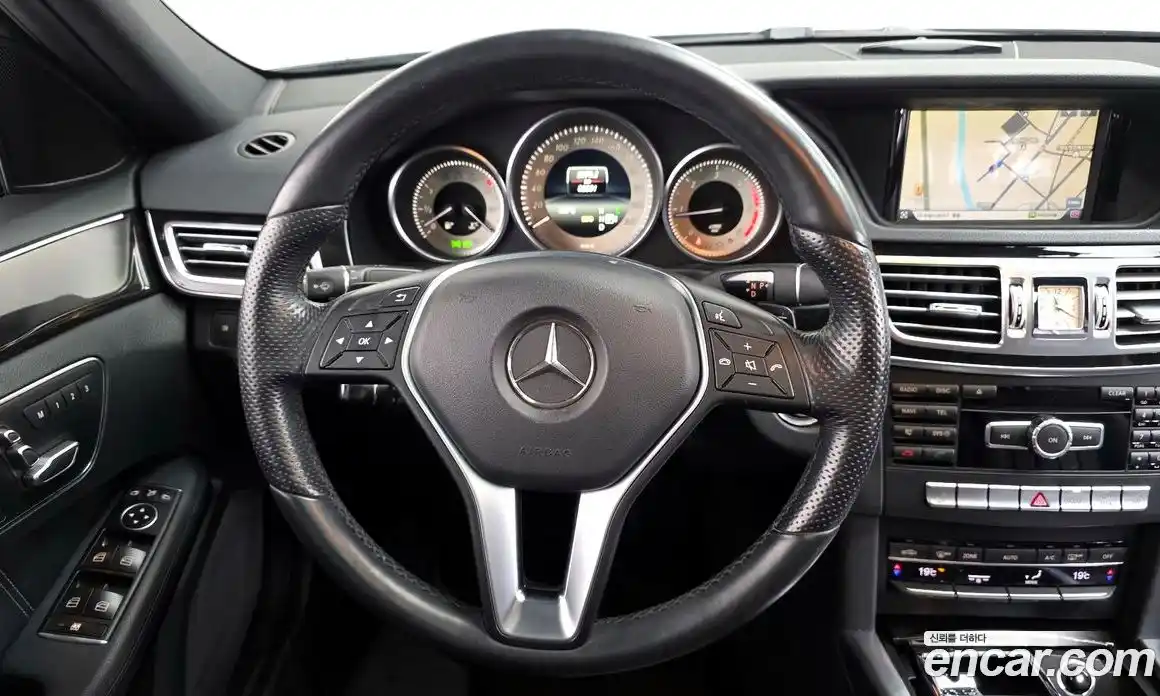 Mercedes-Benz E-Class 2014 2.1 Автомат в Москве № 413568, фото 14