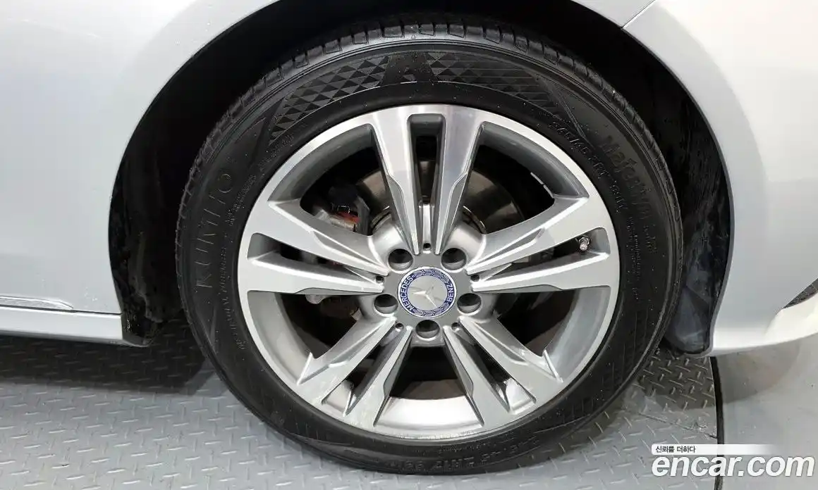 Mercedes-Benz E-Class 2014 2.1 Автомат в Москве № 413568, фото 5