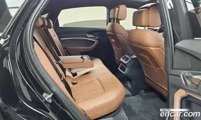 Audi e-tron 2022 0.2 Автомат в Москве № 414068, миниатюра 12