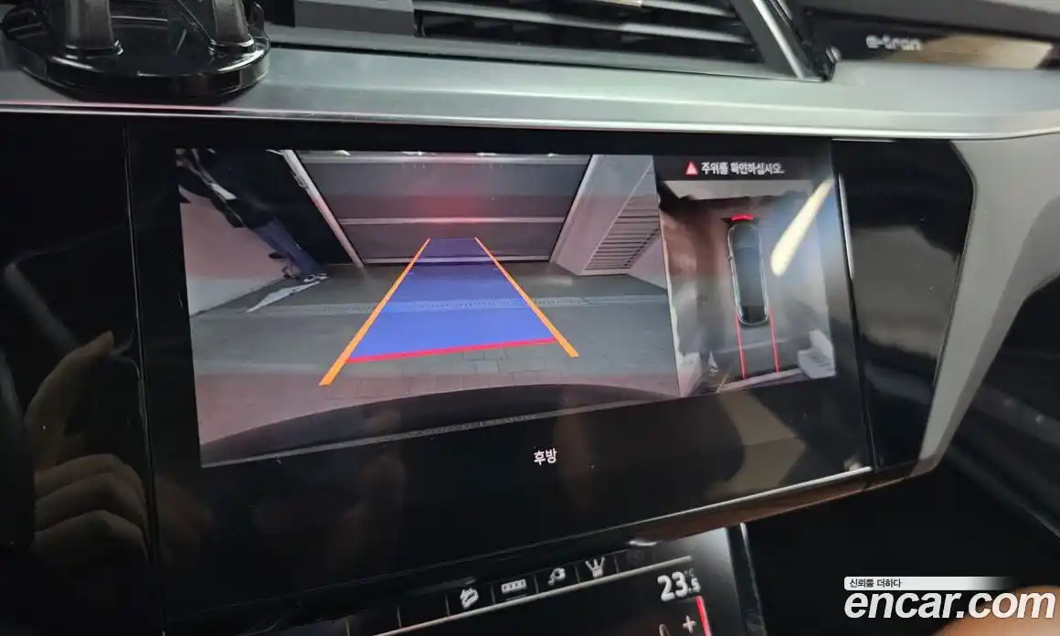 Audi e-tron 2022 0.2 Автомат в Москве № 414068, фото 16