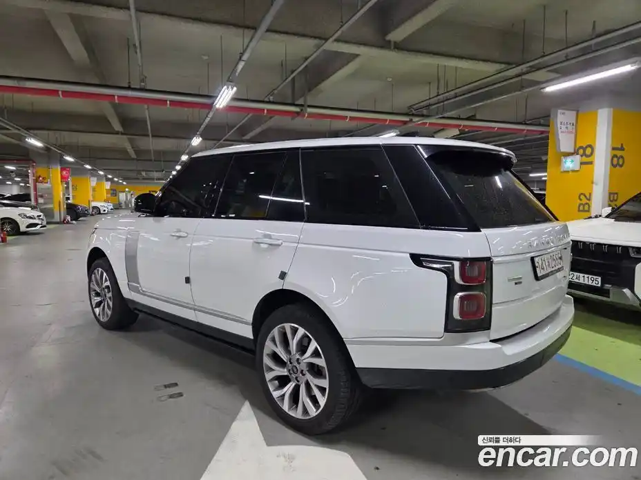 Land Rover Range-Rover 2020 5.0 Автомат в Москве № 416501, фото 2
