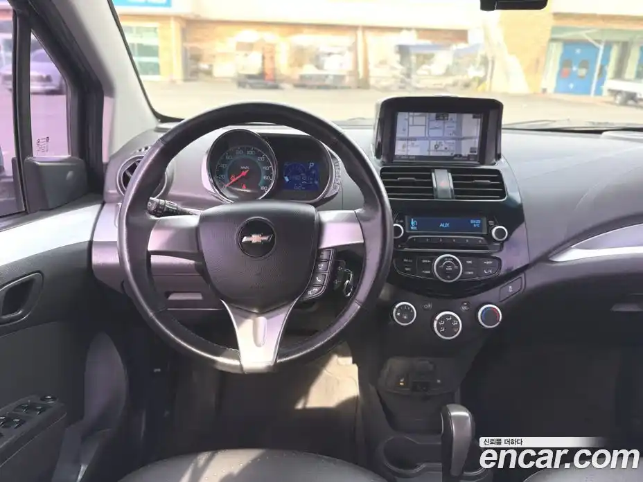 Chevrolet Spark 2015 1.0 Автомат в Москве № 42085, фото 15