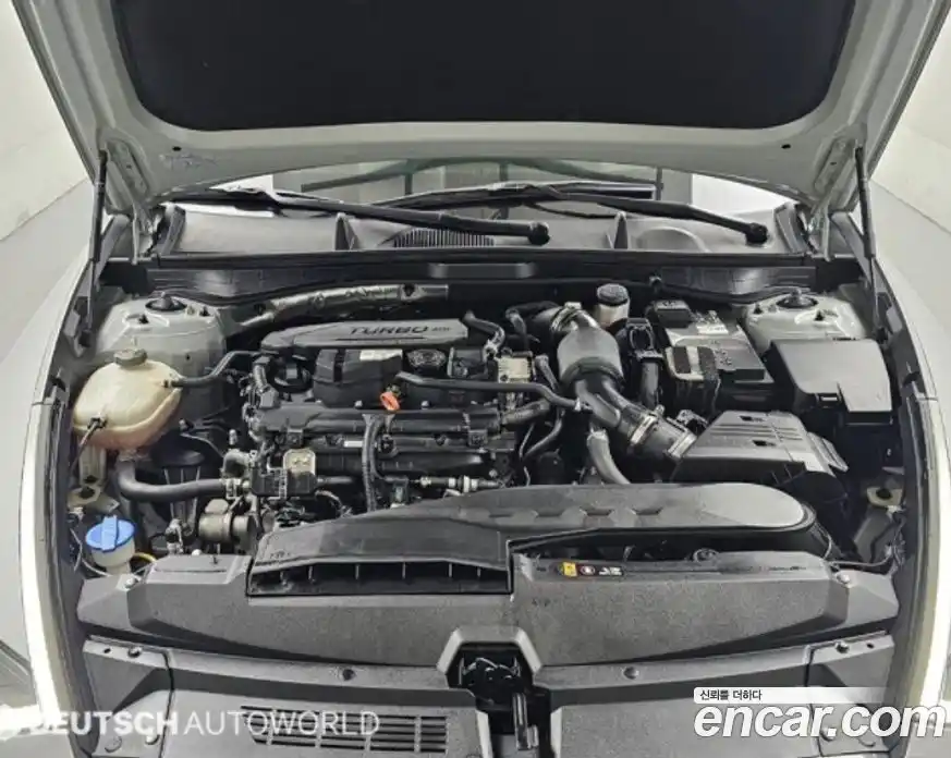 Hyundai Sonata 2023 1.6 Автомат в Москве № 42863, фото 6