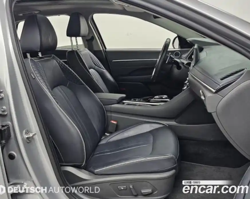 Hyundai Sonata 2023 1.6 Автомат в Москве № 42863, фото 10