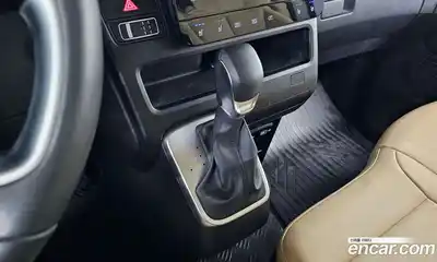 Hyundai Staria 2023 2.2 Автомат в Москве № 47813, миниатюра 12