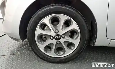 Kia Morning 2012 1.0 Автомат в Москве № 53533, миниатюра 11