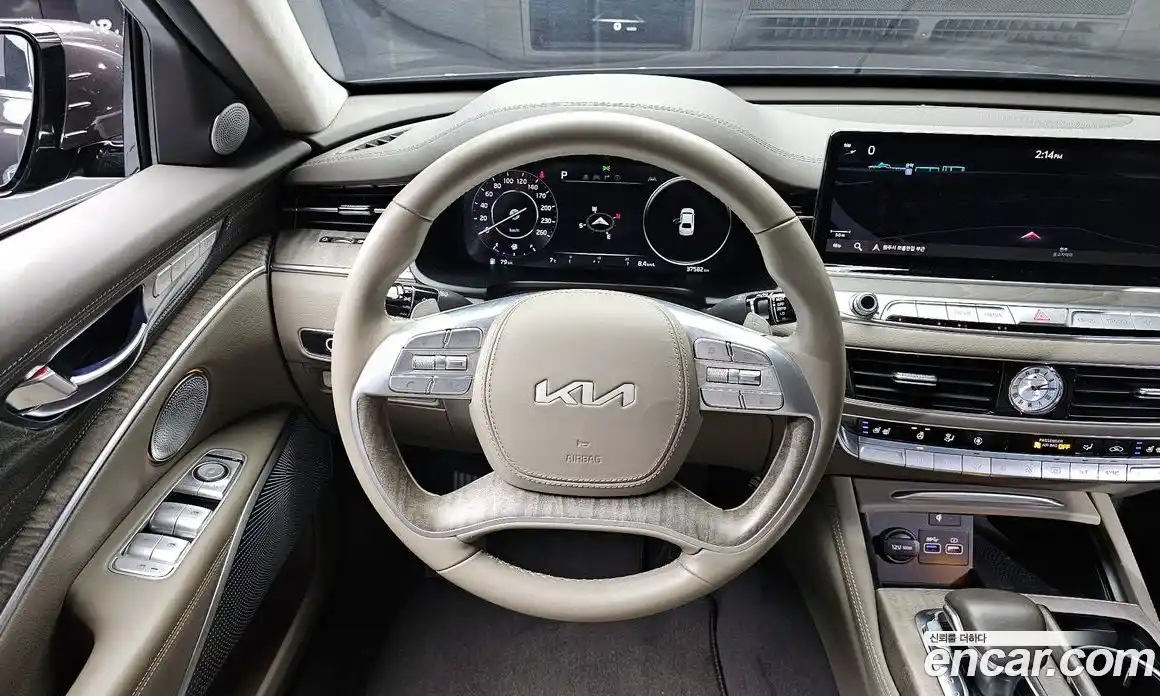 Kia K9 2022 3.8 Автомат в Москве № 55997, фото 9