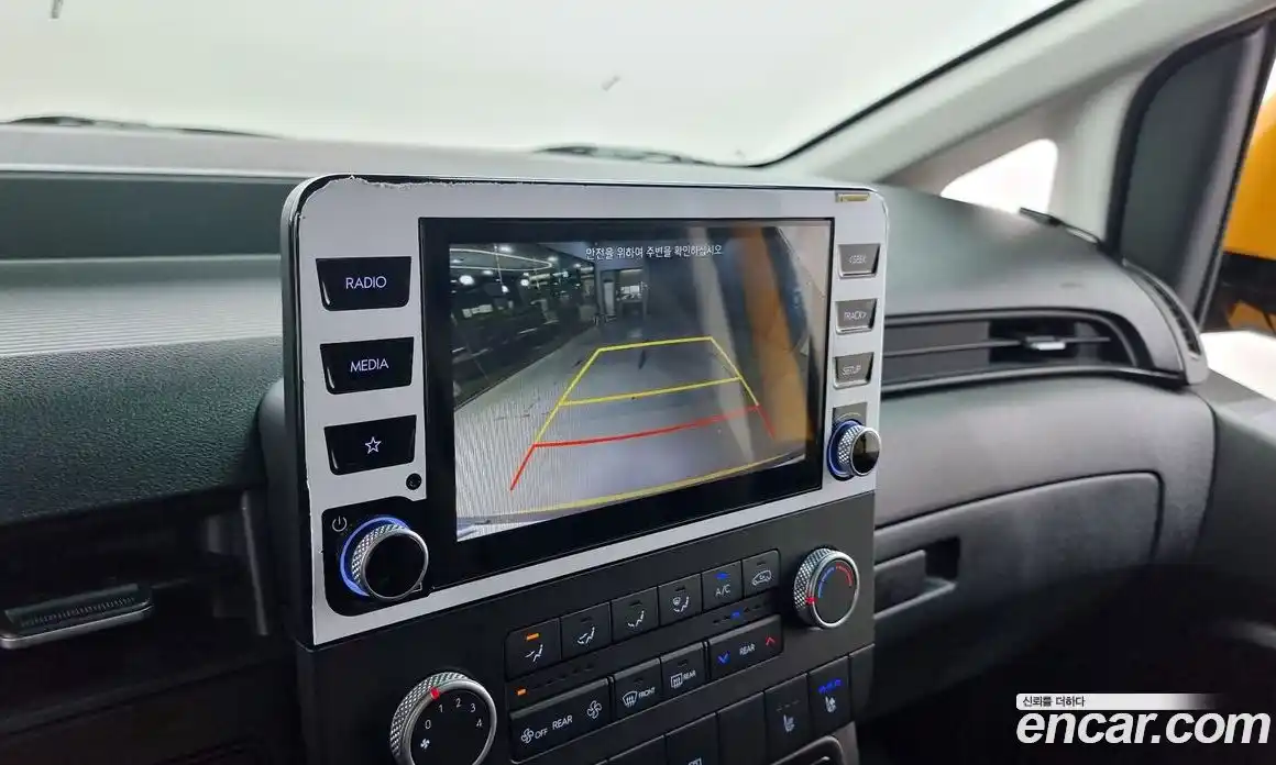 Hyundai Staria 2023 3.5 Автомат в Москве № 87813, фото 19