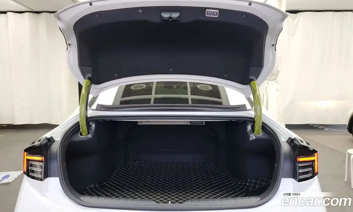 Hyundai Sonata 2025 1.6 Автомат в Москве № 88732, фото 5