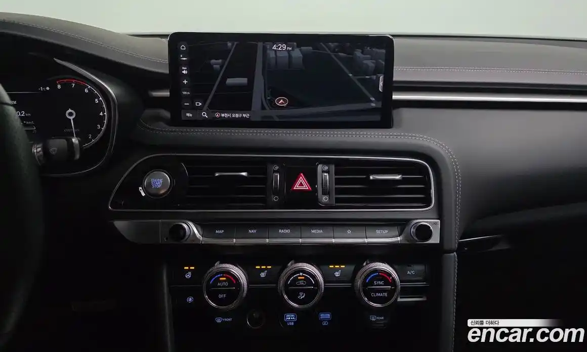 Genesis G70 2023 2.0 Автомат в Москве № 990, фото 2